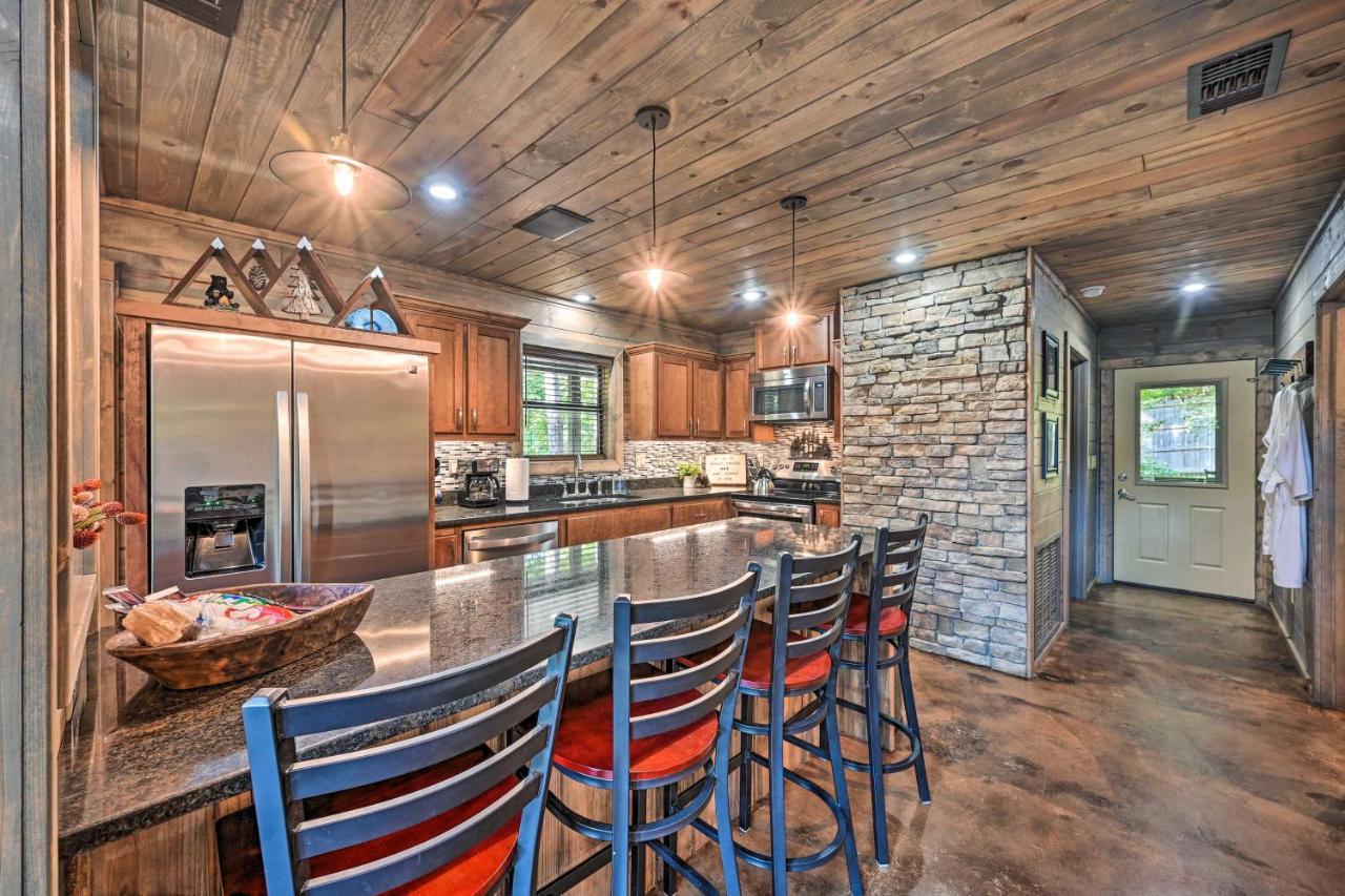 Luxe Broken Bow Cabin With Tesla Charging Station Stephens Gap Kültér fotó